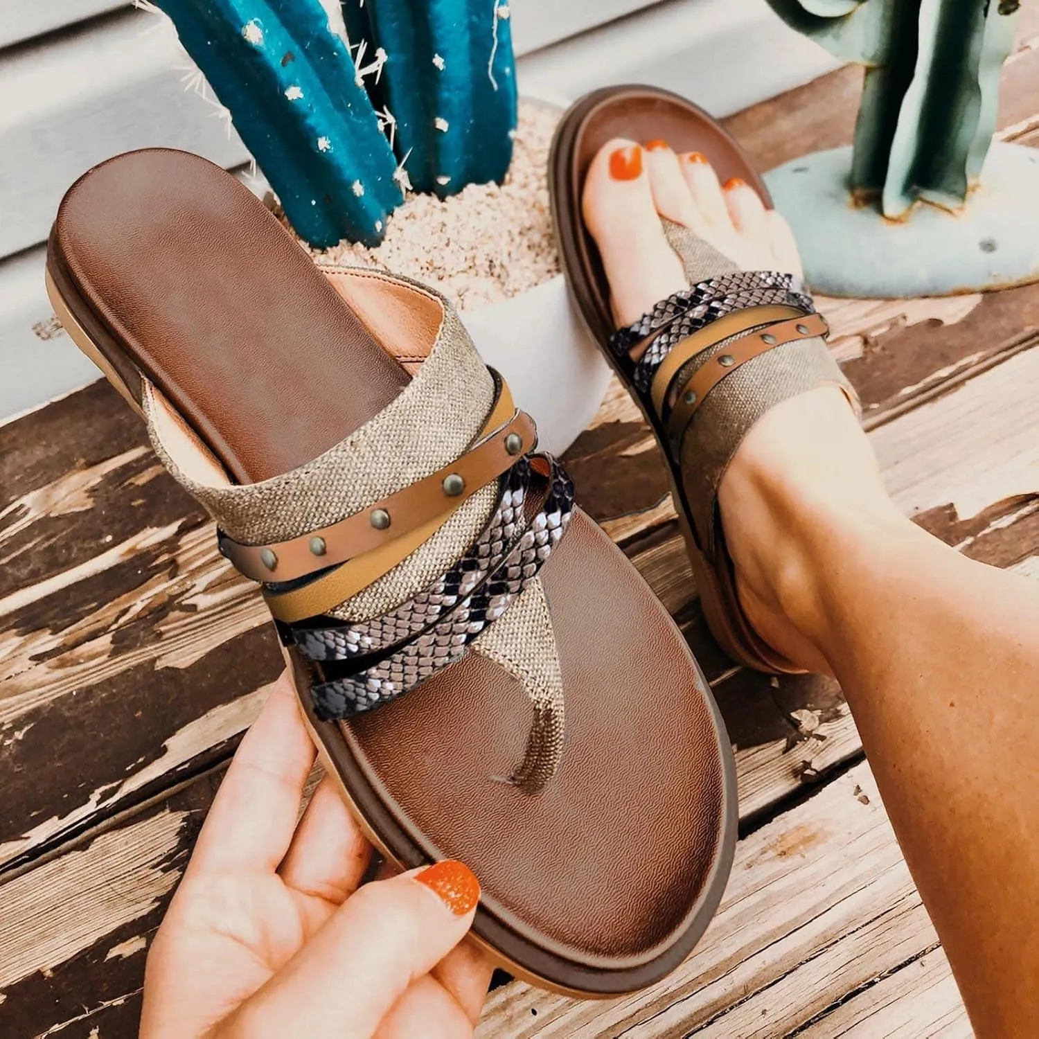 2025 New Women's Summer Sandals Casual Snake Pattern Color Matching Flip-Flops Leather Braided Strap Beach