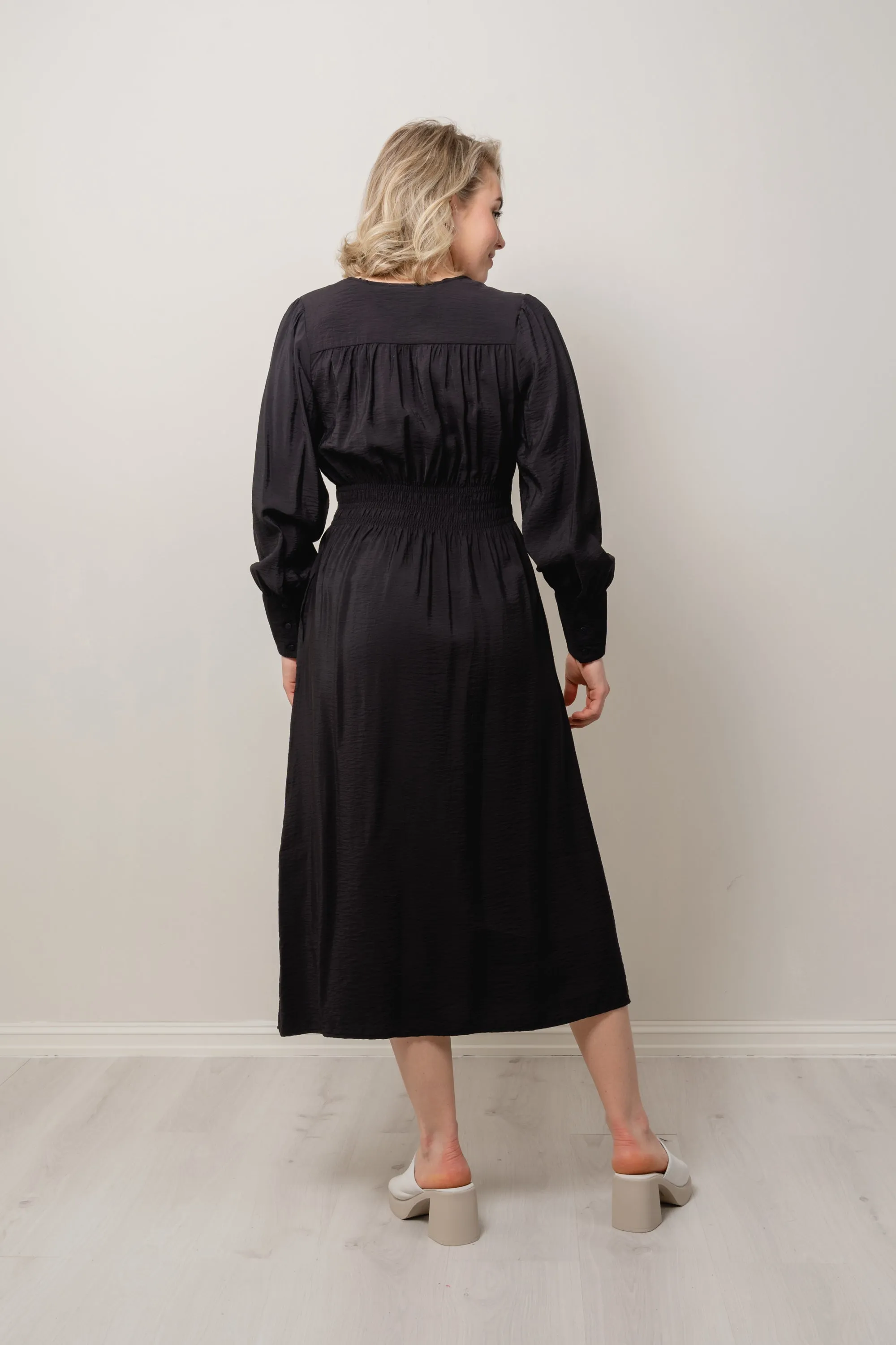 Karrie Ladonna Dress - Black