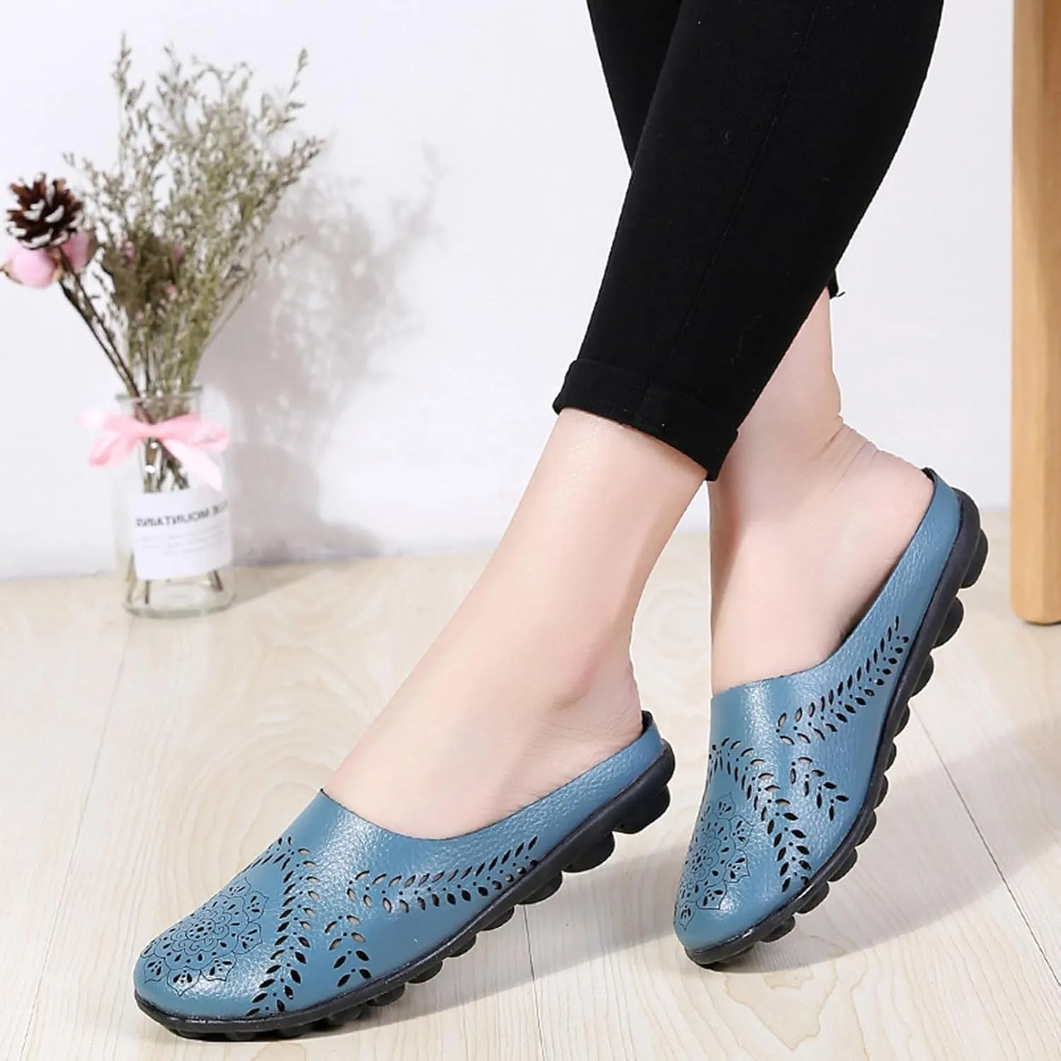 Sandals for Women Summer Breathable Flats Slippers Closed Toe Slip on Sandals Comfortable Dressy Leather Loafer2