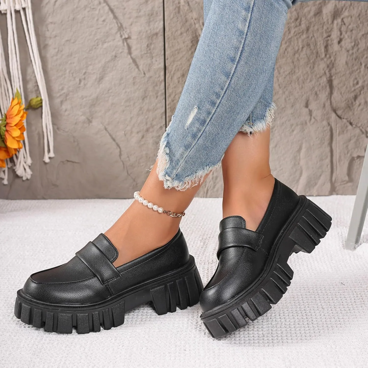 Slip-On Loafers for Women Leather Work Shoe Chunky Business Shoe Comfortable Dress Shoes Casual Platform Shoes